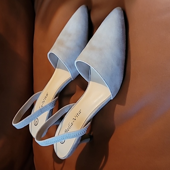 Slingback Heels - Picture 1 of 2